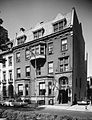 Alexander J. Cassatt townhouse, 202 West Rittenhouse Square, Philadelphia (altered by Furness c. 1888, demolished 1972).