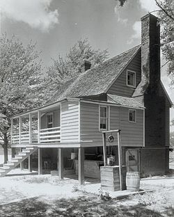 Mangohick Village house, Mangohick Village, by Frances Benjamin Johnston, 1935