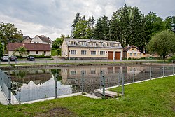 Water reservoir and municipal office
