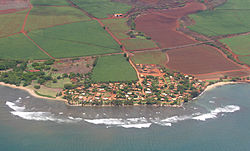 2004 aerial view of Pakala Village