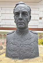 Bust of Colonel James Rooke located in the central plaza of the town of Paipa in the Boyacá Department in Colombia.