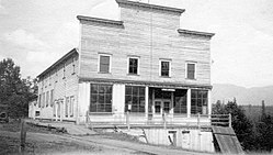 Post office in Franklin (circa 1920)