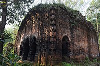 Kolanda: The Shyama Sundar temple, all five pinnacles (ratnas) have fallen