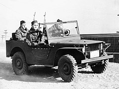 Ford pilot jeep "Pygmy" – note grille sides extend to support front fender edges