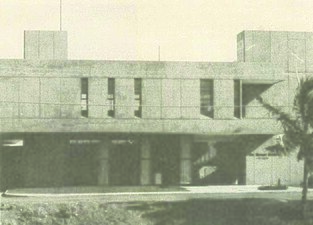 Hawai'i Hochi Building (1972) by architect Kenzō Tange