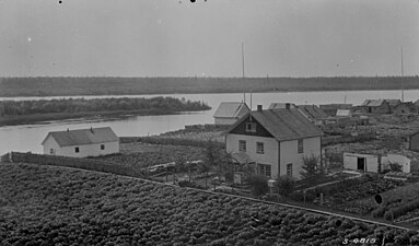 A view of the Hay River settlement from the Mission Boarding School, 1922