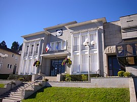 The town hall in Le Palais-sur-Vienne