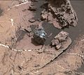 "Egg Rock" meteorite on Mars - viewed by Curiosity (Murray formation; October 27, 2016; context).[21]