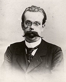 Portrait photograph of Fernand Pelloutier