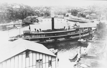 Kirawa at Mosman Wharf, early 1912-1920 (estimate)