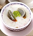 Congee with lean pork and century egg (皮蛋瘦肉粥) is also a breakfast staple.