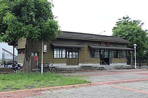 Front entrance of Shiliu Station