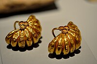 Earrings inscribed in the name of Shulgi.[52]