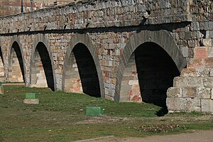 Archs of the Hispano Bridge (medieval "new bridge") on the other side of the river