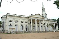 Church of South India Cathedral of St. George, Chennai is an example of the Neoclassical style .[165]