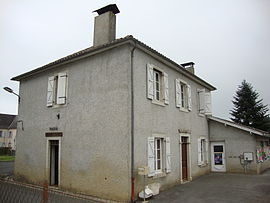 The town hall (mayor's office) of Menditte