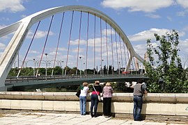 Puente de la Barqueta bridge