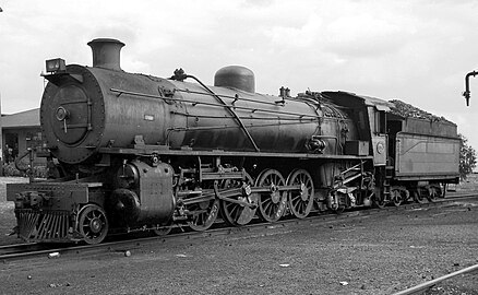 Type XM with sheet-metal top on Class 4A, 8 April 1966