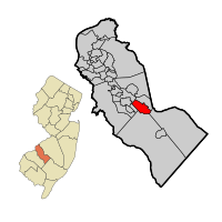 Location of Berlin in Camden County highlighted in red (right). Inset map: Location of Camden County in New Jersey highlighted in orange (left).