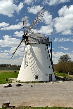 Seidla manor windmill