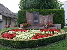 The war memorial in Randens
