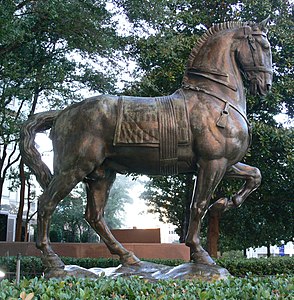 Monument to Alvear Horse, Trammell Crow Sculpture Garden, Dallas, Texas (1913–25)