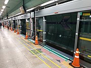 Safety screen doors being installed at Gwanghwamun Station