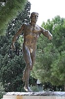 Jean Bouin statue.