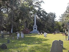 Midway Cemetery, with Stewart–Screven Monument