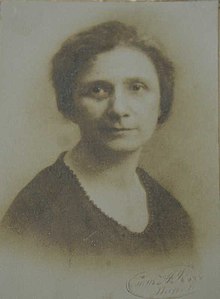 Portrait photograph of Maria Bakunin