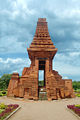 A paduraksa gate from Trowulan, an architectural feature marking the threshold into an inner compound