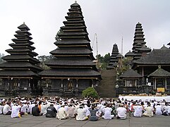 The pagoda-like multi-tiered roof Meru towers, a typical aspect in Pura.