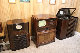 General Electric television sets from 1939: HM-185, HM-226-7A, and Model 90.