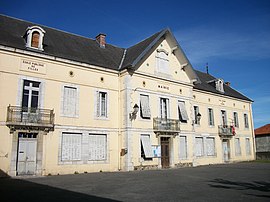 The town hall in Pointis-de-Rivière