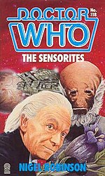 Book cover, featuring William Hartnell as the Doctor, and a Sensorite and spaceship behind him